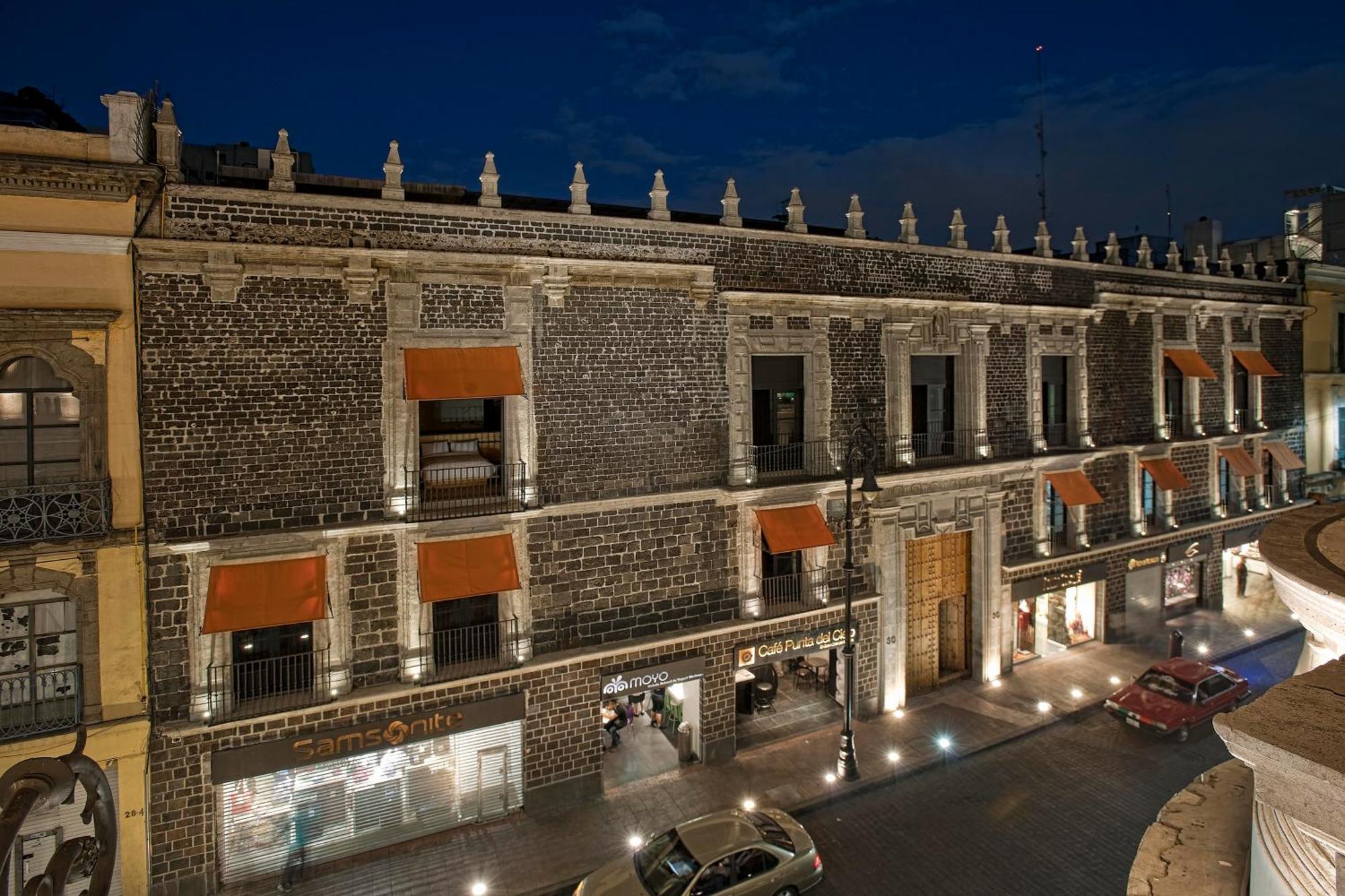 Downtown Mexico Hotel Exterior photo